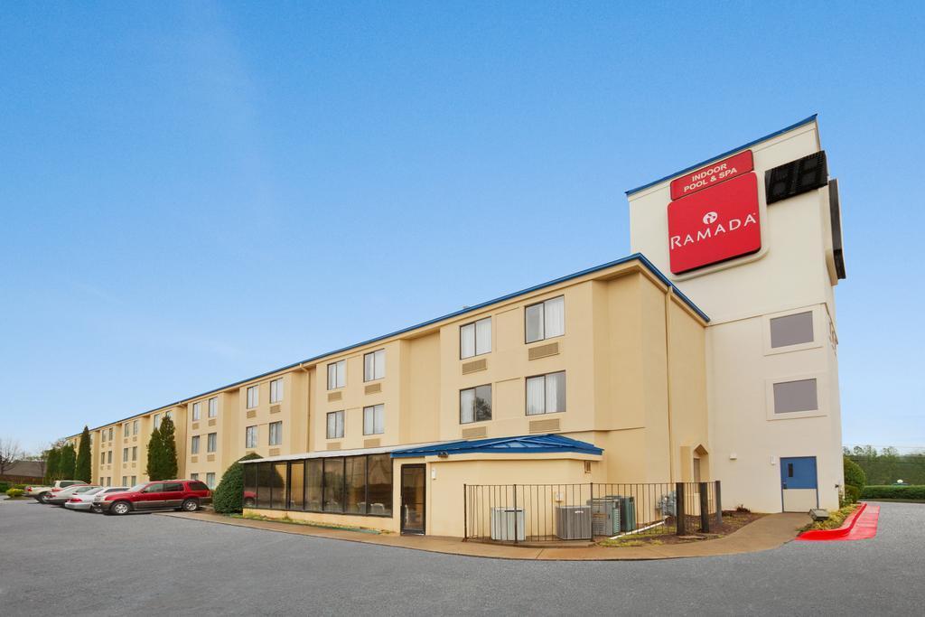 Comfort Inn Marietta-Atlanta Near Ballpark-Galleria Exterior photo